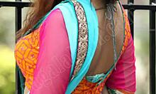 Garota indiana amadora em sari geme em vídeo HD