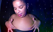 Smuk brasiliansk teenager får sin første smag af anal i en varm 38-minutters scene