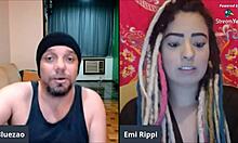 Emi Rippis vågad intervju med fans: Ofiltrerad och unapologetic