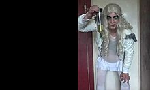 Bisexual crossdresser eagerly swallows another man's piss in homemade video